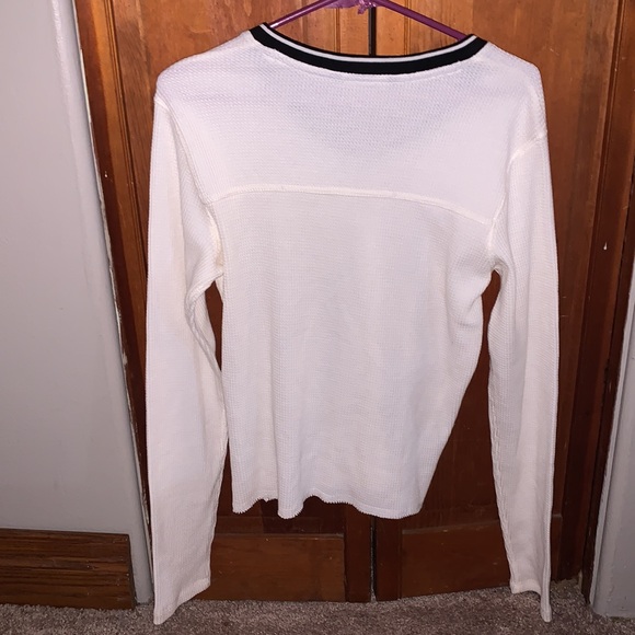 Abercrombie & Fitch Waffle Knit Long Sleeve Size Medium - Picture 4 of 4